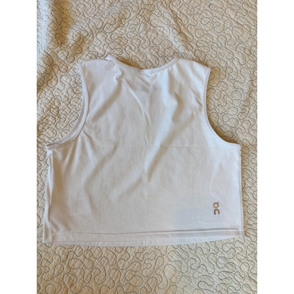On Running On Run Tank Womens Medium White Sleeveless Tank Top NWOT - Picture 4 of 6